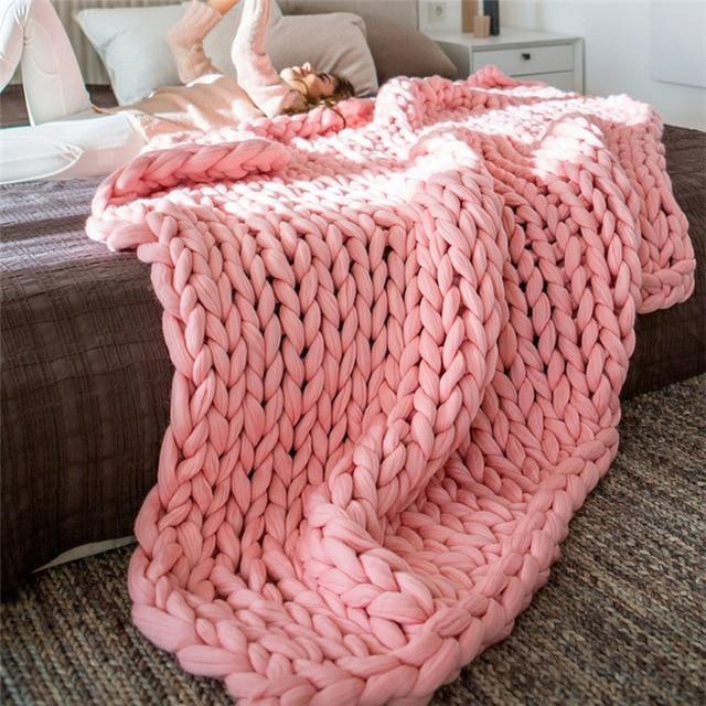 Handmade Chunky Knit Blanket with Ultra-Soft Texture