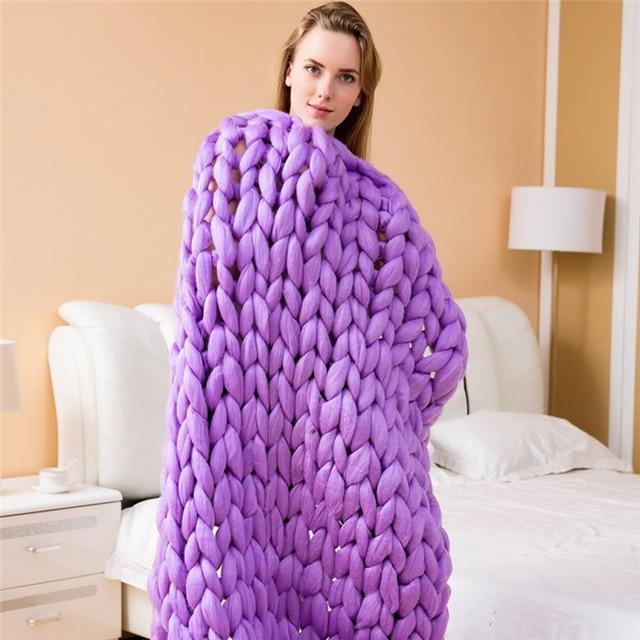 Handmade Chunky Knit Blanket with Ultra-Soft Texture