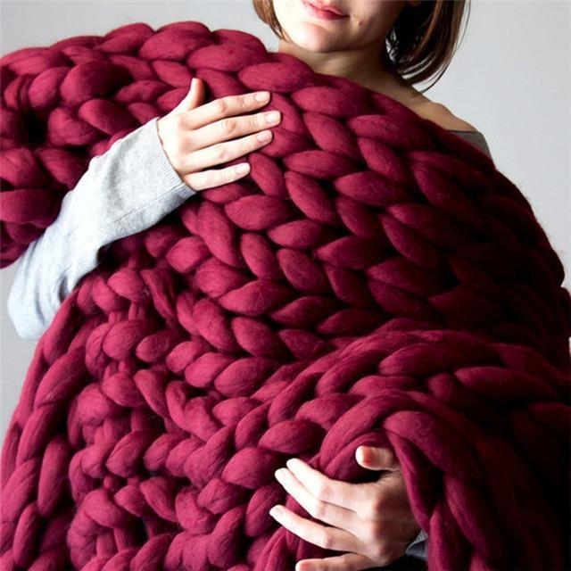 Handmade Chunky Knit Blanket with Ultra-Soft Texture