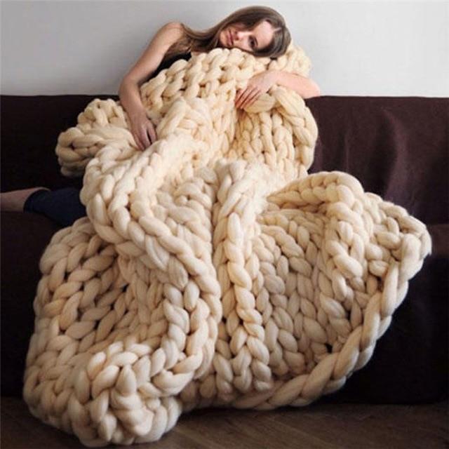 Handmade Chunky Knit Blanket with Ultra-Soft Texture