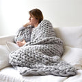 Hendrano™ Handmade Chunky Knit Blanket with Ultra-Soft Texture