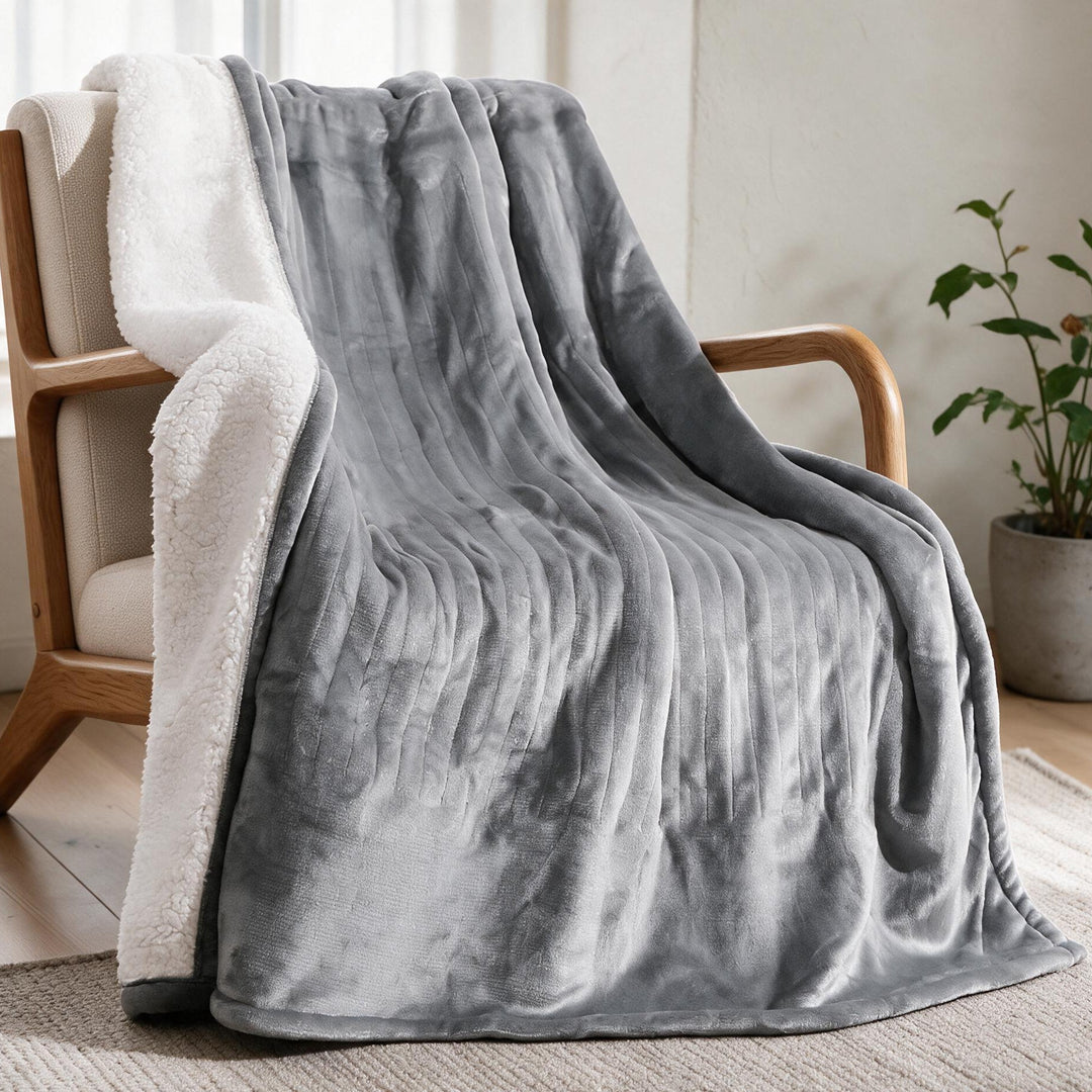 Hendrano™ Sherpa Heated Blanket with 6 Heat Levels &amp; Auto-Off Timer
