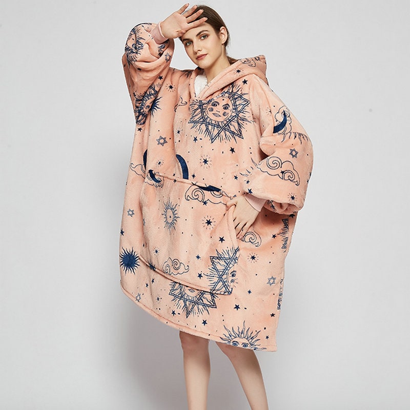 Hendrano™ Sherpa-Lined Blanket Hoodie in Fun Prints with Knee-Length Fit