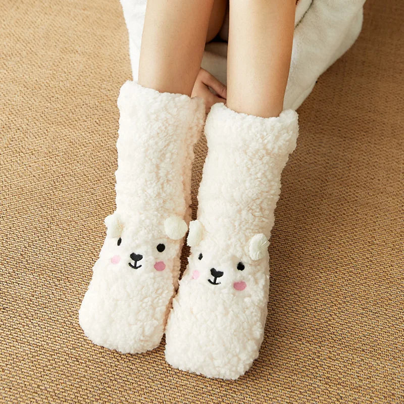 Hendrano™ Cute Bear Fleece Socks with Non-Slip Gripper Sole